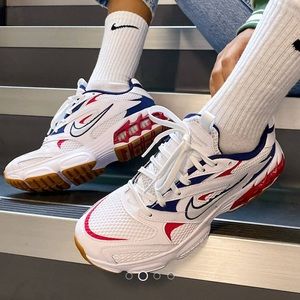Brand new:::Nike Zoom Air Fire sneakers in white / aura